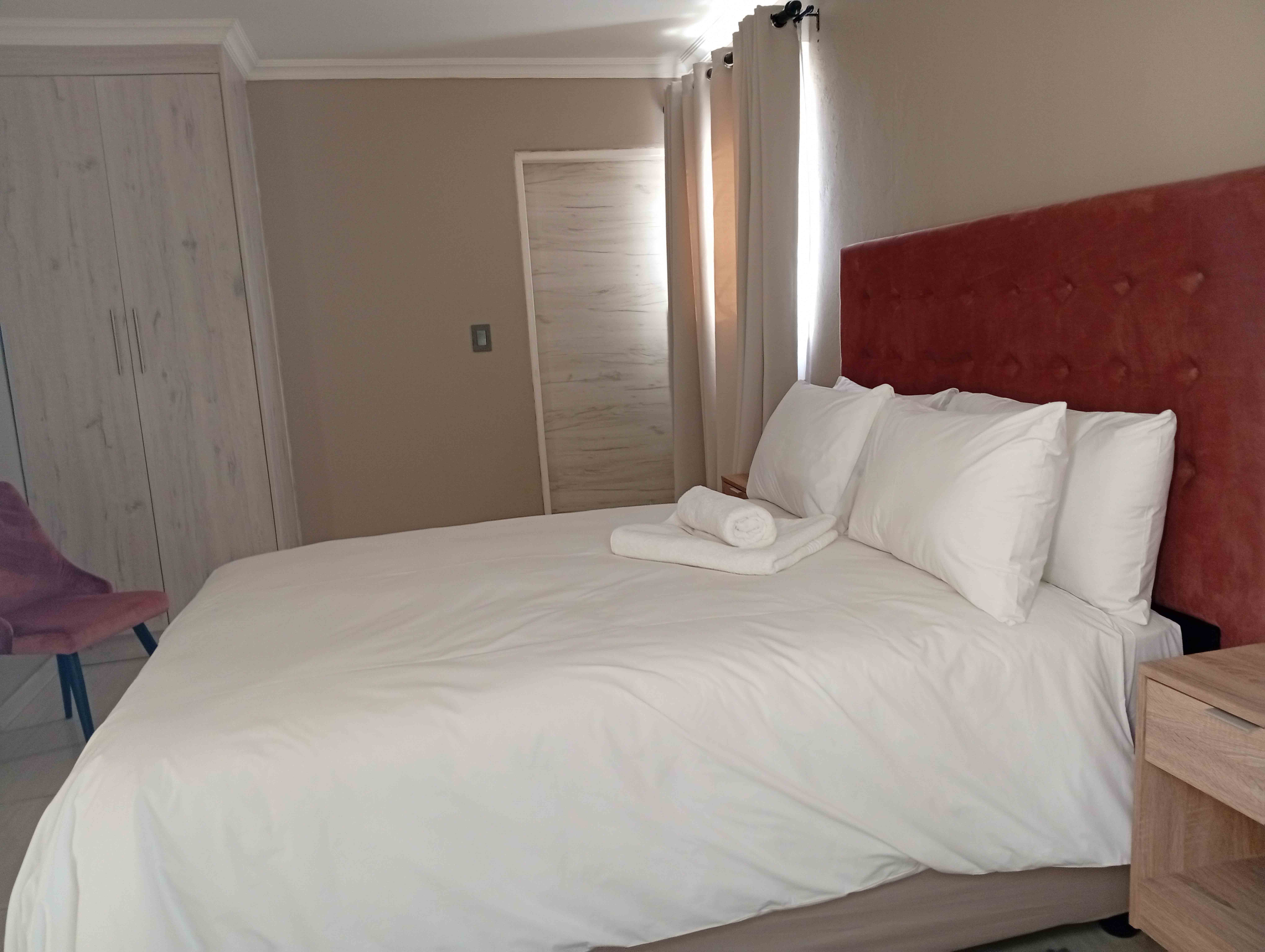 Room 5 images