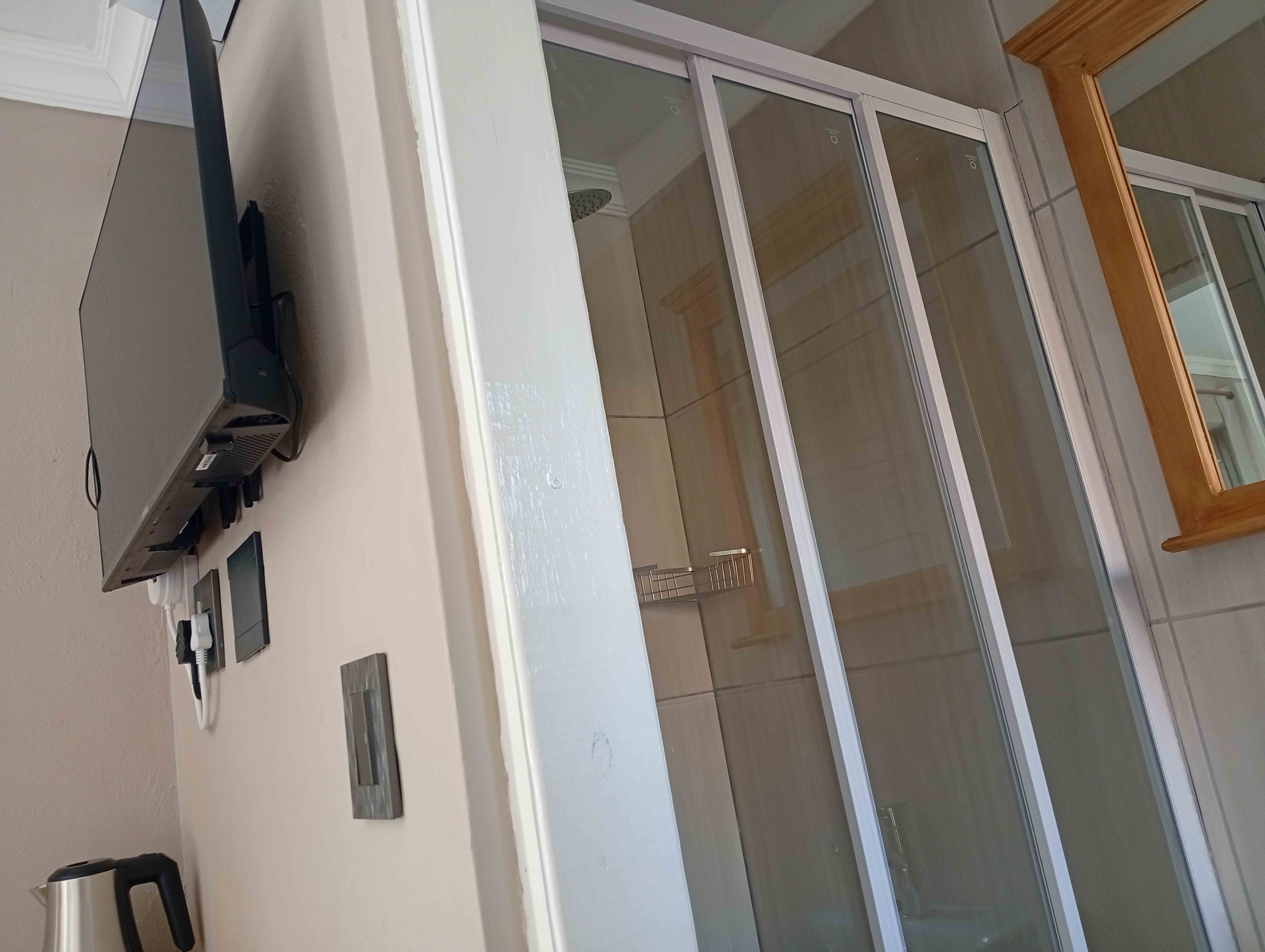 Room 6 images
