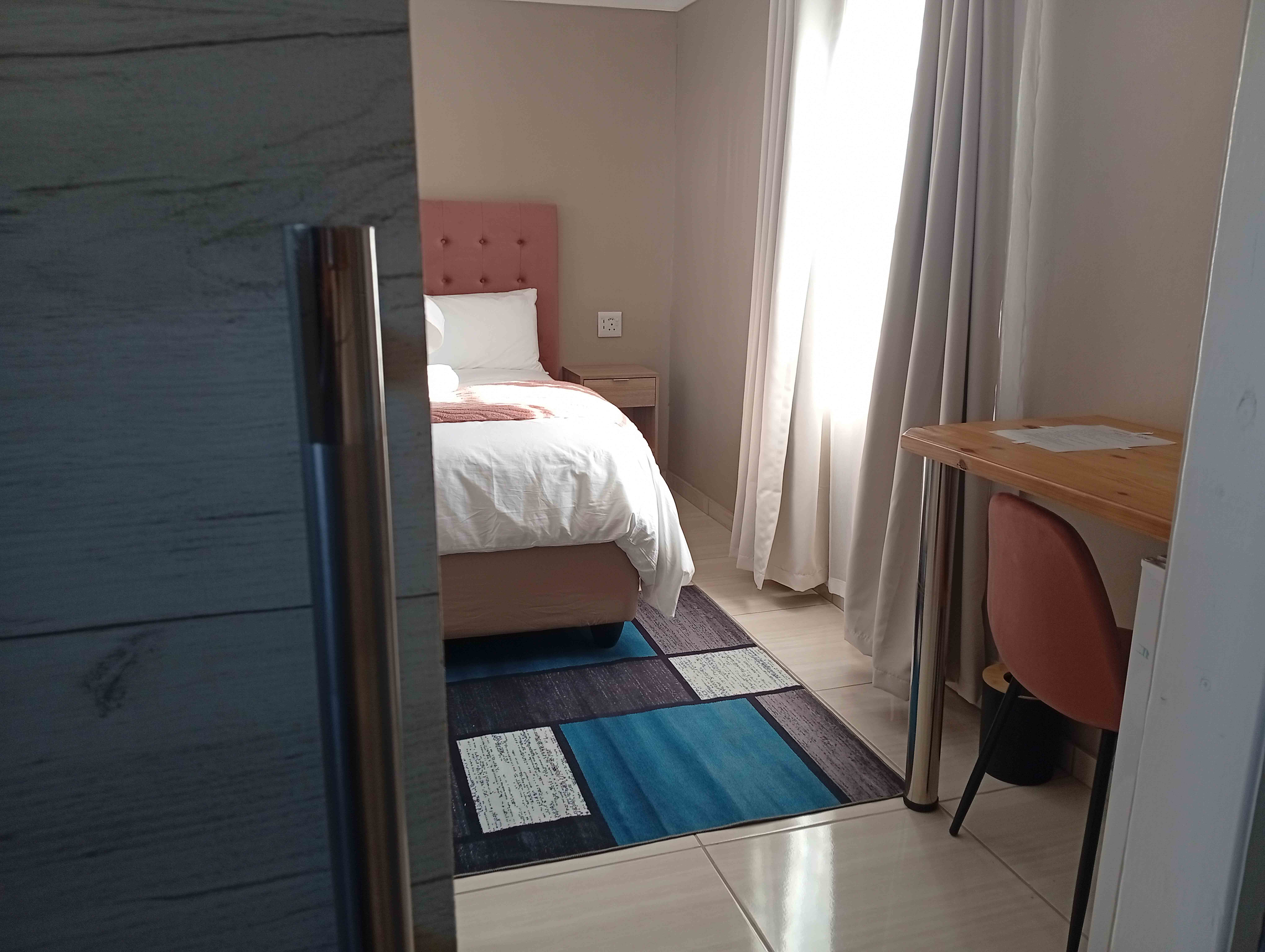 Room 6 images